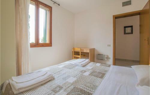 Three-bedroom Holiday Home In Albarella Ro