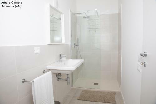 Hostal Amare Camere