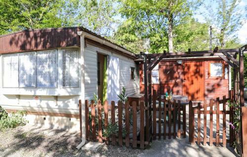 Camping Les Acacias