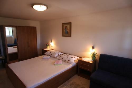 Hostal Accommodation Lily
