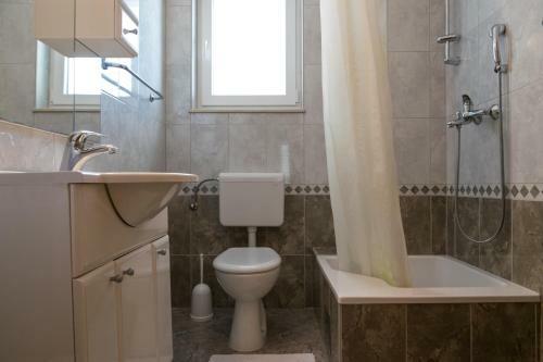 Apartamentos House Vera