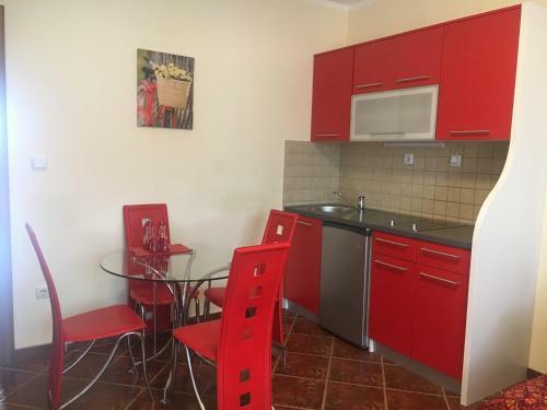 Aparthotel Apartments Villa Viktoria