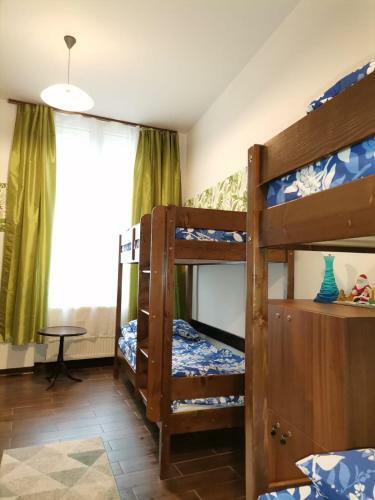 Vintage Downtown Hostel