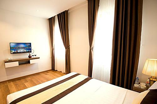Tung Luxury Hotel Ha Long