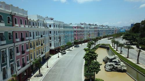 Tung Luxury Hotel Ha Long