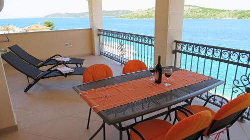 Apartments Villa Ante