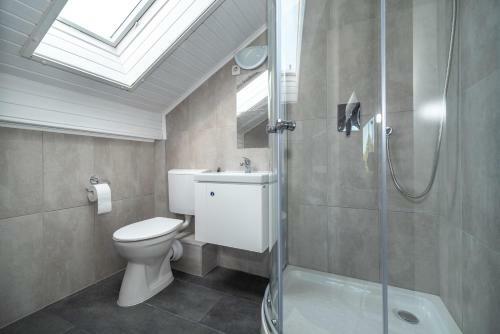 Home Service Apartman