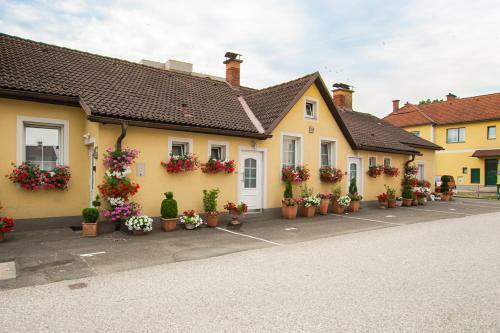 Apartamento Auszeit Leoben 3 Mit Gartenterasse Und Gratisparkplatz