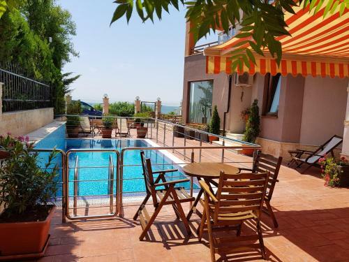Apartamentos Villa Tuna