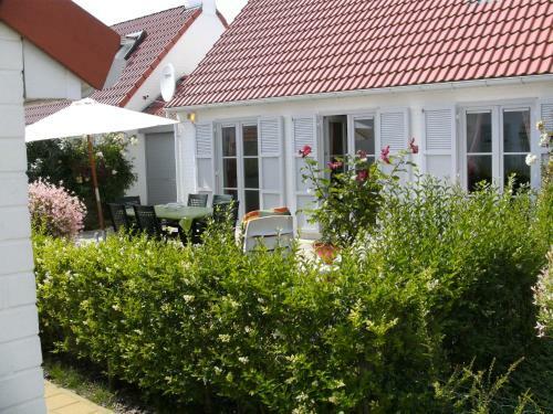 Holiday Home Sea Side De Haan