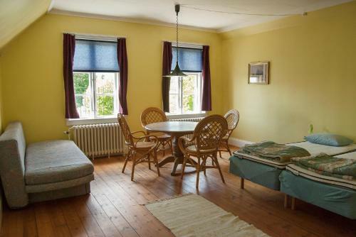 Bed & Breakfast Bo P� Big�rd Eke Gamla Skola