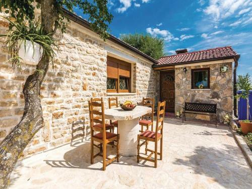 Villa Dalmatian Stone House With Pool