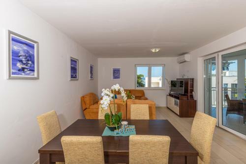 Apartmani Maya
