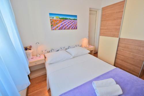 Apartments Residence Sunce Supetar