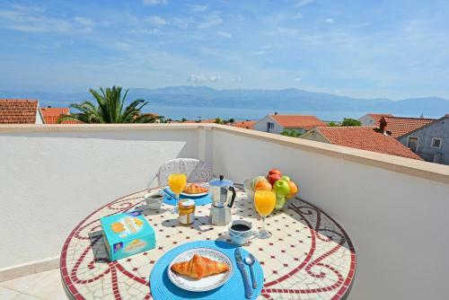 Apartments Residence Sunce Supetar