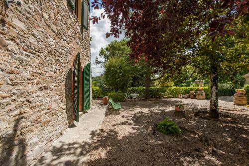 Strada Di Tregole, Villa Con Piscina