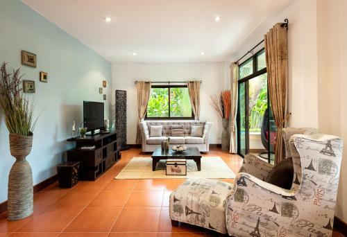 Private Pool Villa Close To Beach