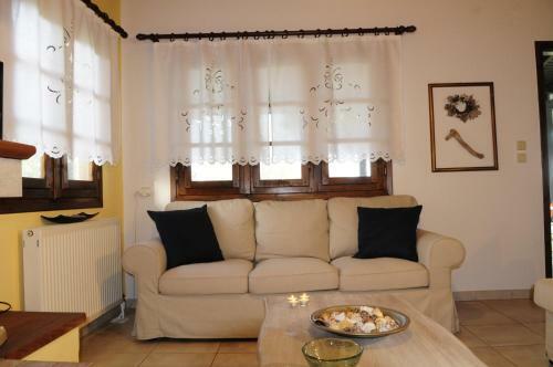 Athos View Villa By The Sea