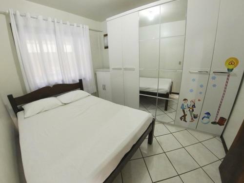 Apartamento Aptos Quadra Mar Bombas