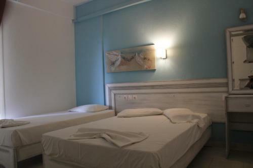 Katerina Apartments And Studios