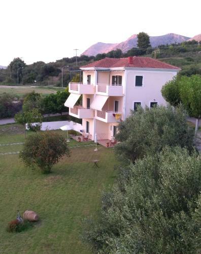 Apartamento Emilios Villas