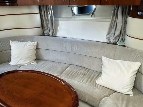 Dark Grey 15mt Motor Yacht Baia 48 Flash
