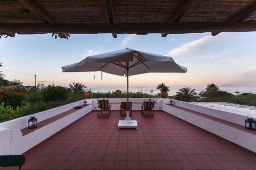Villa Stromboli E Strombolicchio