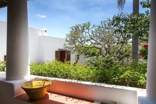 Villa Stromboli E Strombolicchio