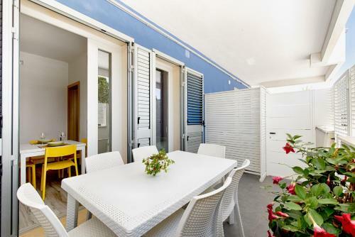 Rivabella Deluxe Apartments