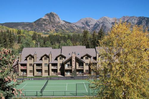 Cascade Village 352