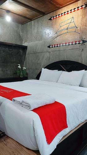 3 Berastagi Hotel