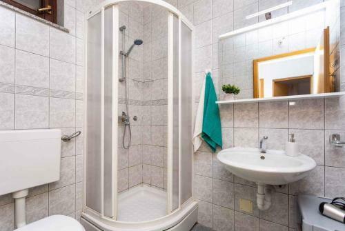 Apartment In Vrbnik/insel Krk 36775