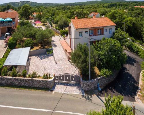 Apartment In Vrbnik/insel Krk 36851