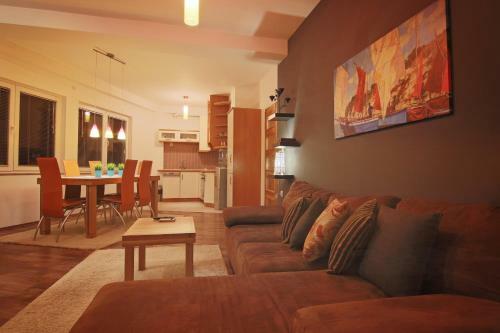 Apartments Elena