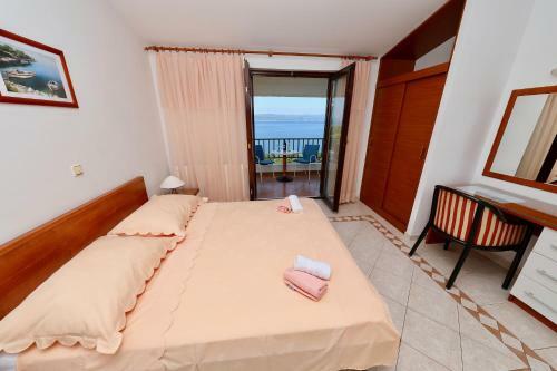 Hostal Ribi?i? Guesthouse