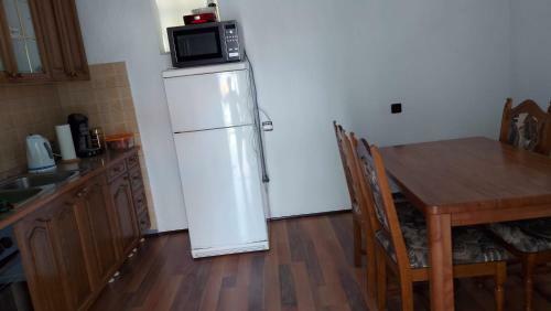 Hostal Apartman Zahira