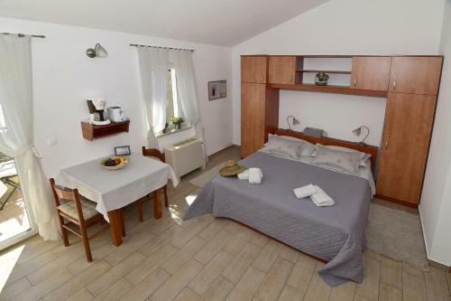 Old Town Studio Apartments