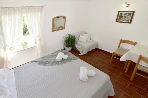 Old Town Studio Apartments