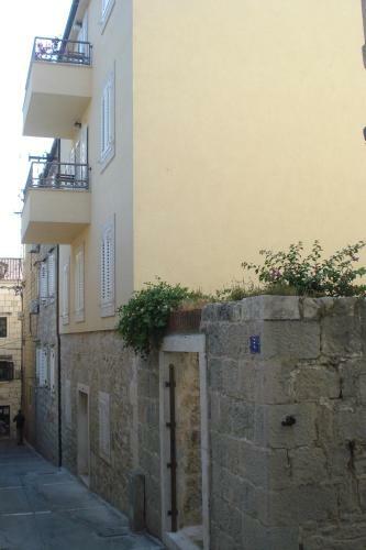 Old Town Studio Apartments