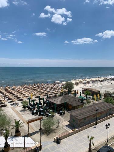 Apartamentul De La Mare