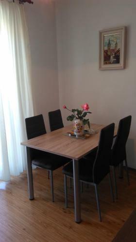 Mravak Apartments