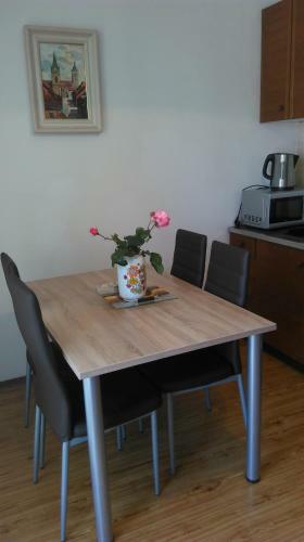 Mravak Apartments