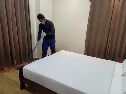 Hotel Adh Sak Royal Residency