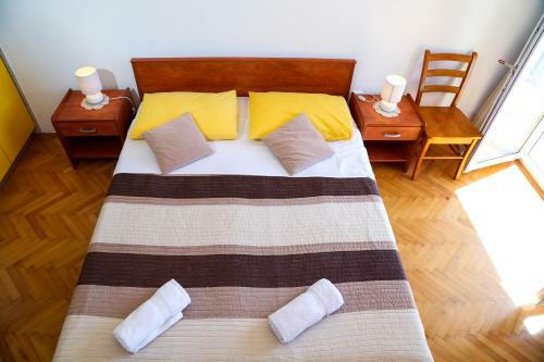 Hostal Duje Apartments Milna