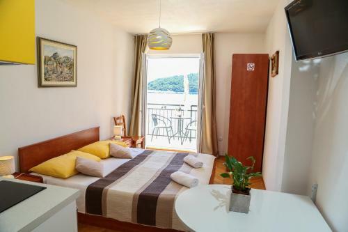 Hostal Duje Apartments Milna
