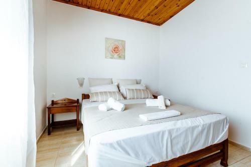 Koulouris Apartments & Studios