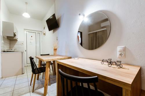 Koulouris Apartments & Studios