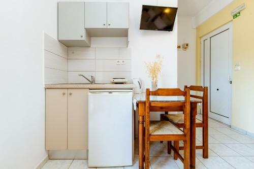Koulouris Apartments & Studios