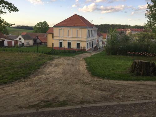 Hostal Penzion Zamecek