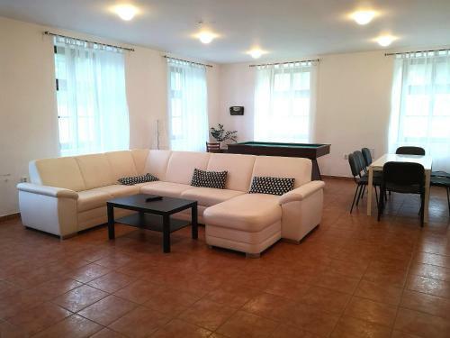 Hostal Penzion Zamecek
